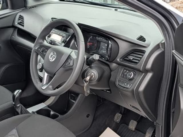 2018 Vauxhall Viva, photo 3