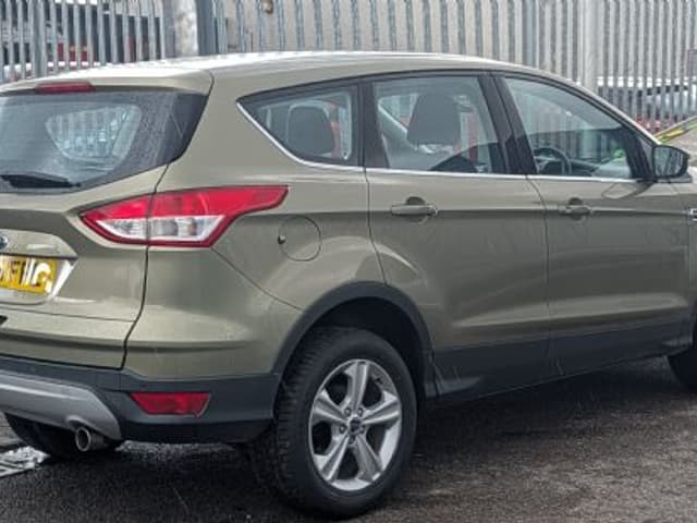 2015 Ford Kuga, photo 2