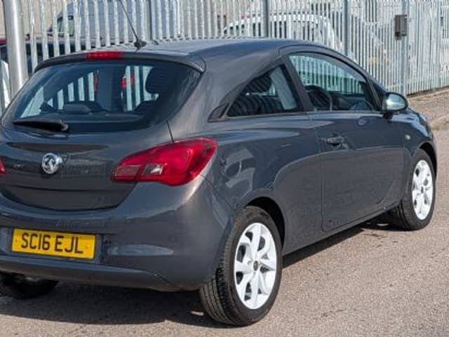 2016 Vauxhall Corsa, photo 2