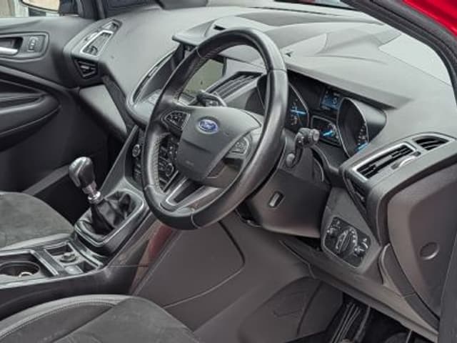 2017 Ford Kuga, photo 3