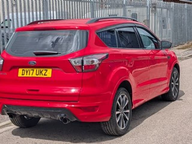 2017 Ford Kuga, photo 2